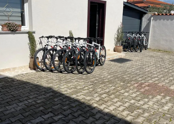 Villa Hasani Valtura