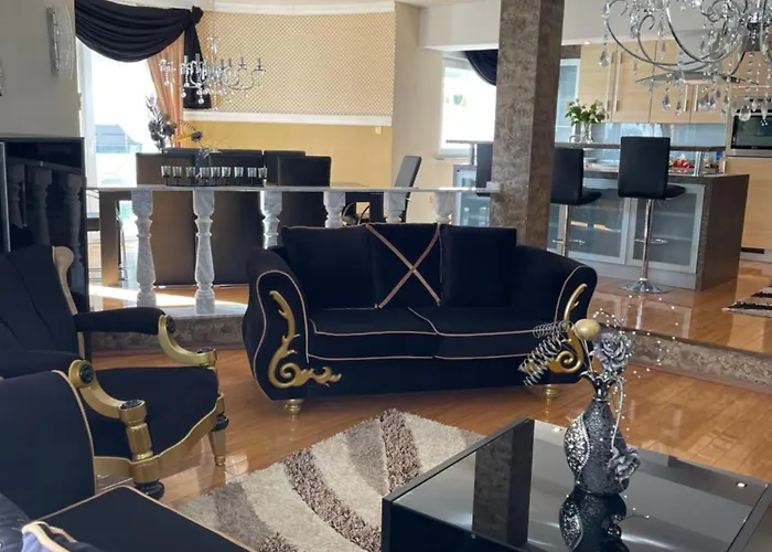 Hasani Villa Valtura